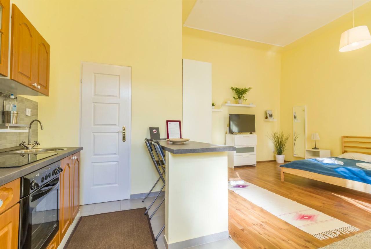 Curry Apartments Budapest Esterno foto